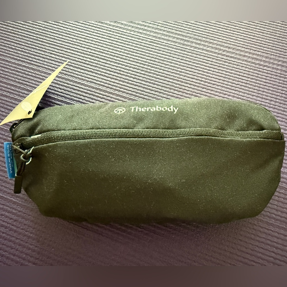 New and Unused United Therabody Amenity Kit, Black